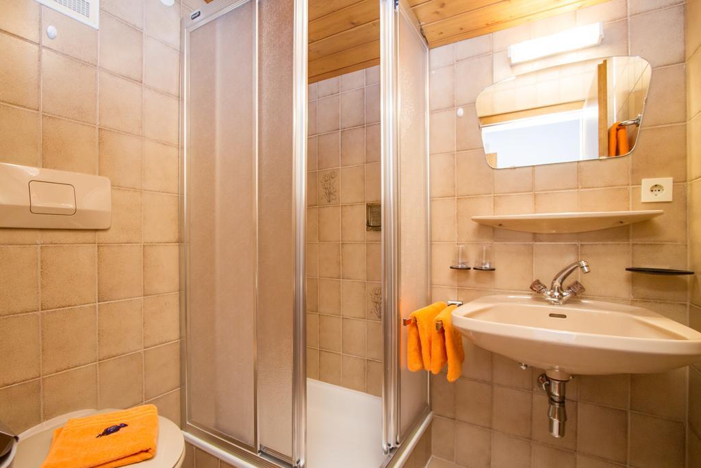 Haus Helga Hotel Unken Eksteriør billede