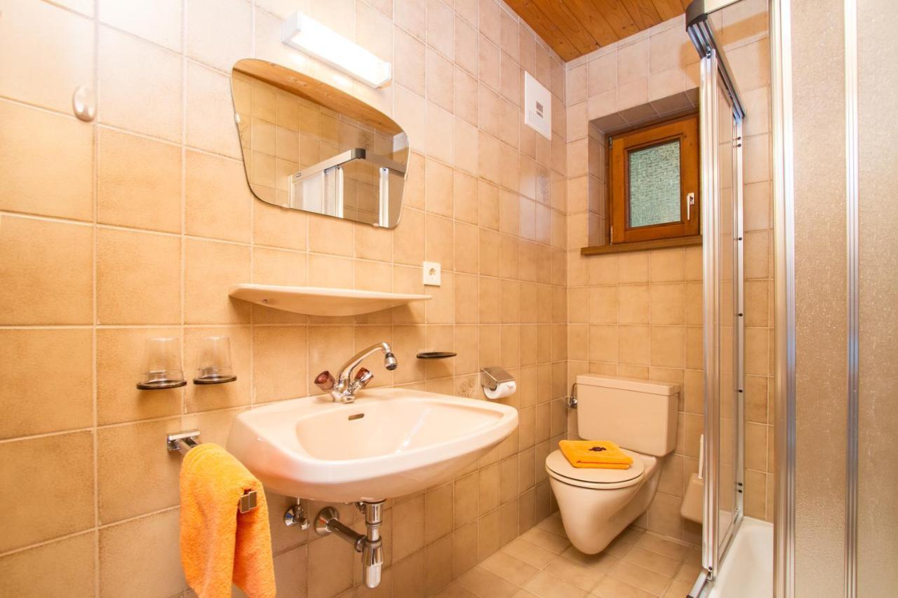 Haus Helga Hotel Unken Eksteriør billede